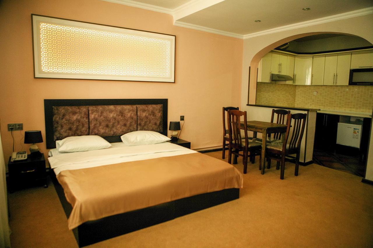 Twin Castle Boutique Hotel Bakoe Buitenkant foto